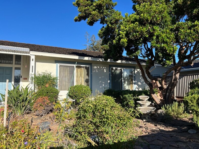 Building Photo - 6083 Crimson Dr