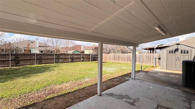 Building Photo - 1521 Brookleaf Dr