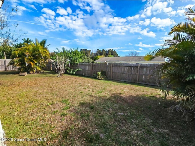 Building Photo - 443 Tewksbury Ln NE