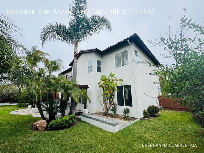 Building Photo - 835 Calle Lagasca