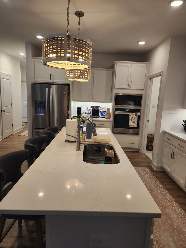 Building Photo - Midlothian-3 Bed 2.5 Bath Townhouse