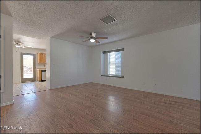 Building Photo - 6177 Snowy River Pl