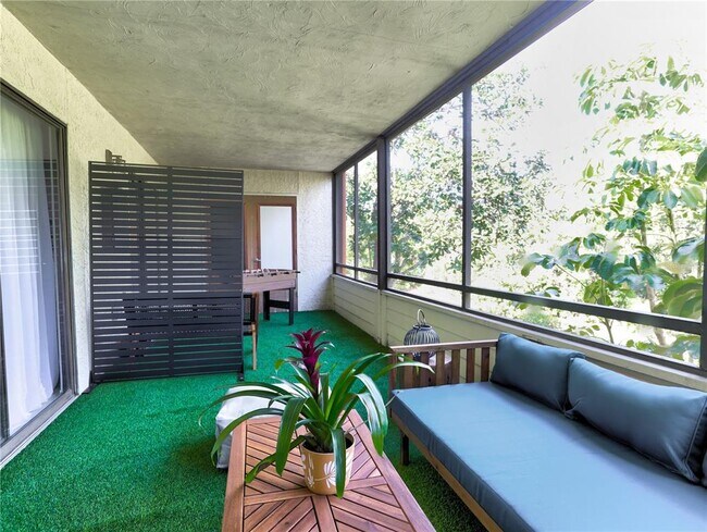 Building Photo - 133 Wild Palm Dr