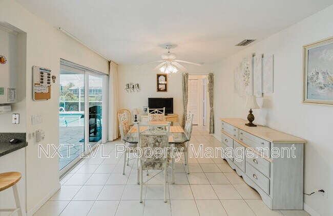 Building Photo - 403 SE 33rd Terrace