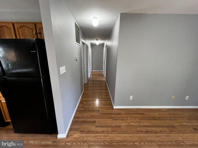 Building Photo - 8480 Ashby Ave