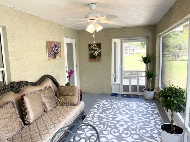 Building Photo - 35 Postman Ln