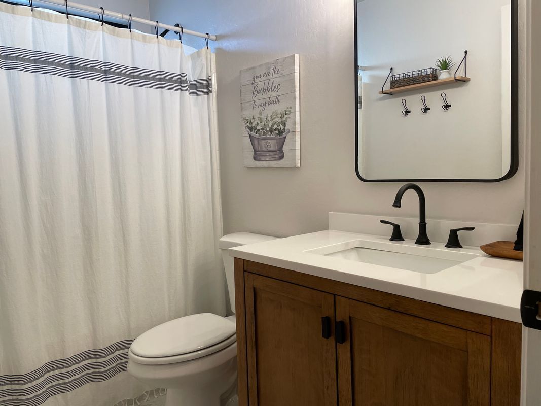 Building Photo - 106 S 110th St