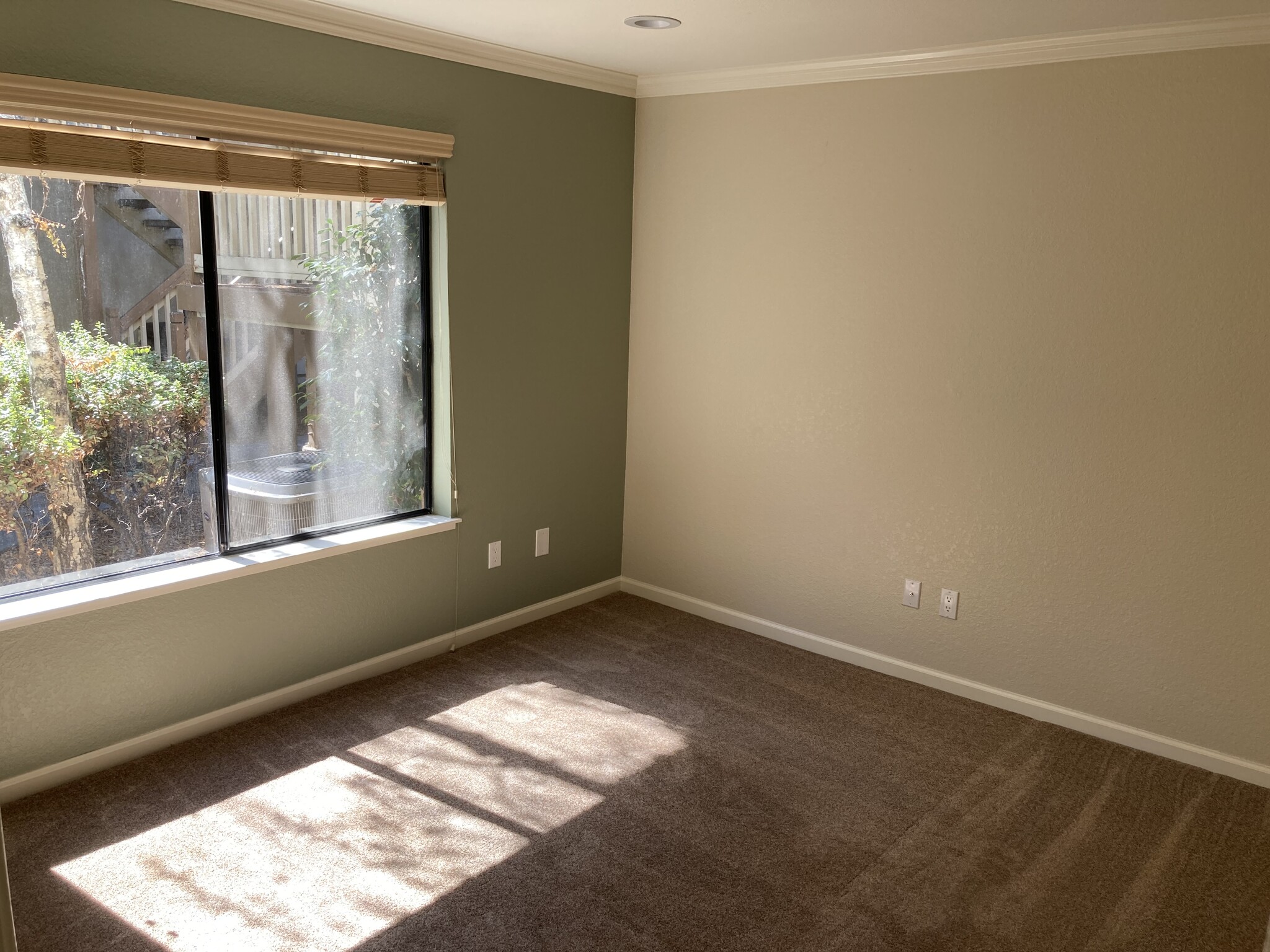 Second bedroom - 38693 Huntington Cir