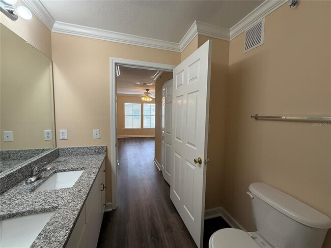 Building Photo - 18267 Bridle Club Dr