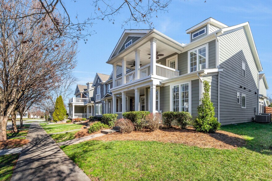 Building Photo - 132 Pennystone Cir