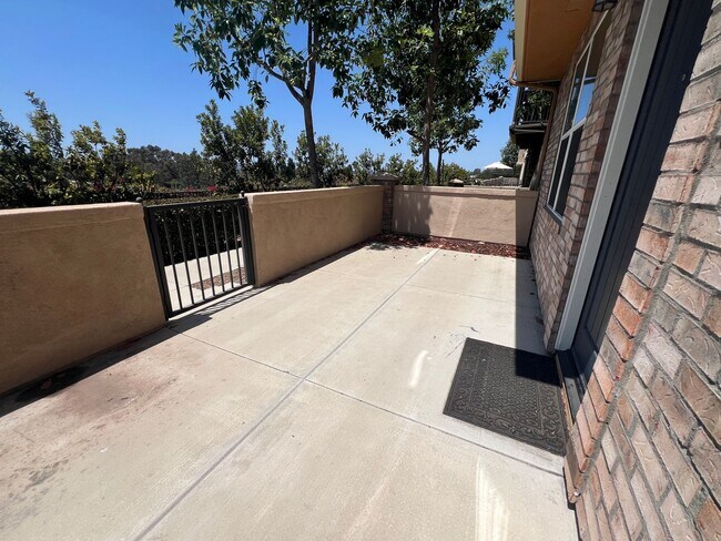 Building Photo - 115 Aliso Ridge Loop