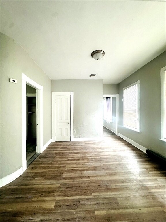 Building Photo - 738 Central St