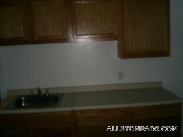 Building Photo - 1375 Commonwealth Ave