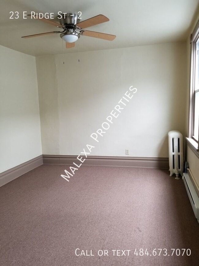 Building Photo - 23 E Ridge St