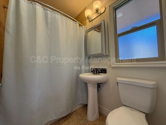 Building Photo - 138 Mar Vista Dr