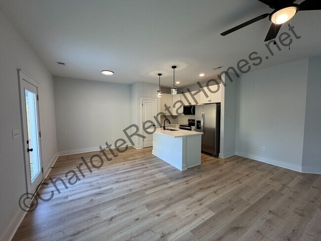 Building Photo - Modern New Build in Gastonia – 3BR/2BA with fenced yard