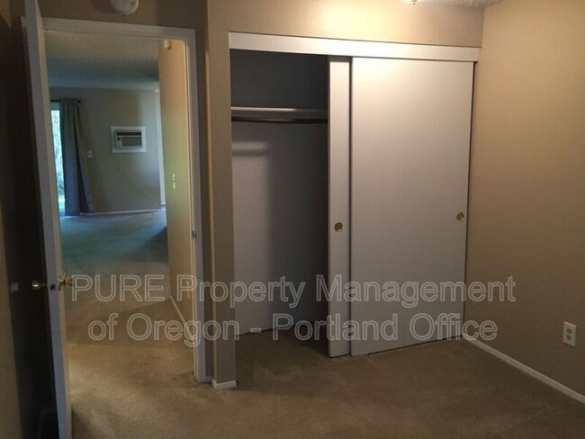 Building Photo - 5160 NW Neakahnie Ave