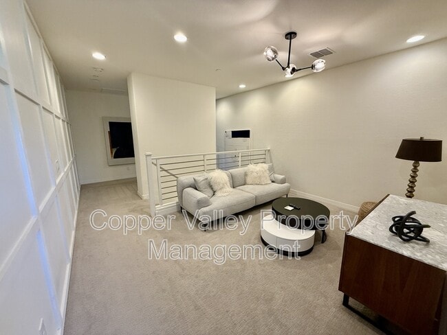 Building Photo - 7336 E Vista Bonita Dr