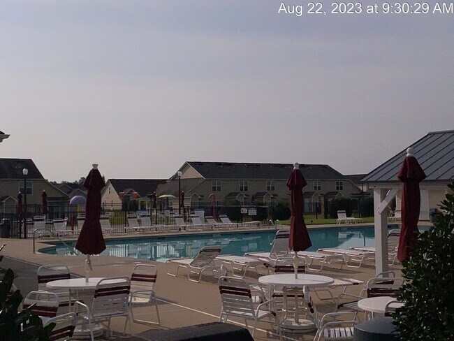 Building Photo - 299 Ranier Dr