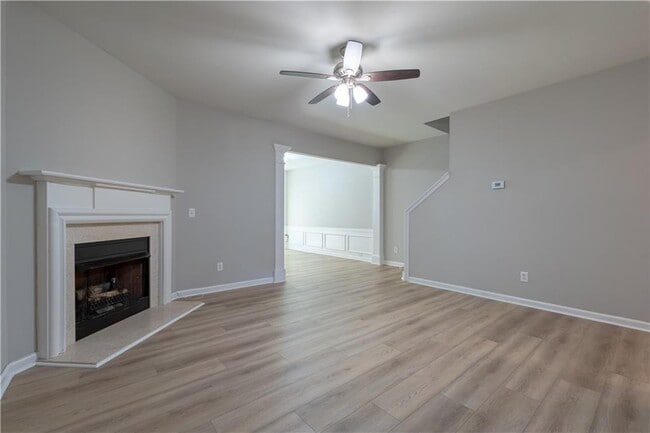 Building Photo - 3176 Creston Park Ct