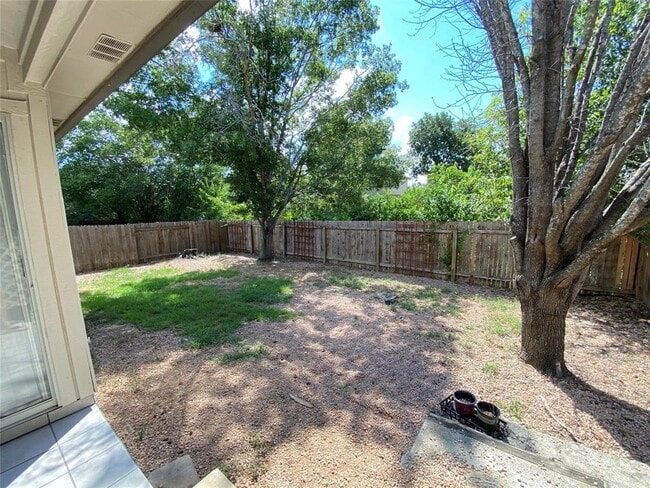 Building Photo - 616 Paso Fino Trail