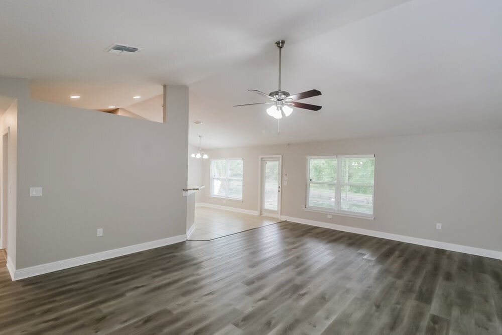 Building Photo - 803 Edith Dr