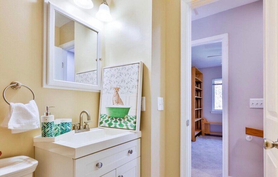 Building Photo - 11817 Coopers Ct