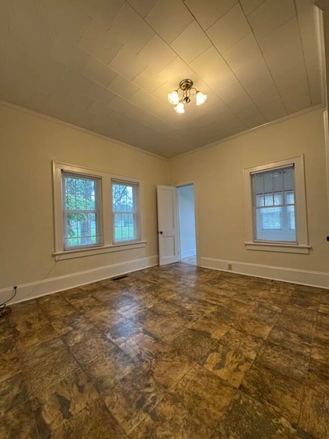 Building Photo - 5142 US-70