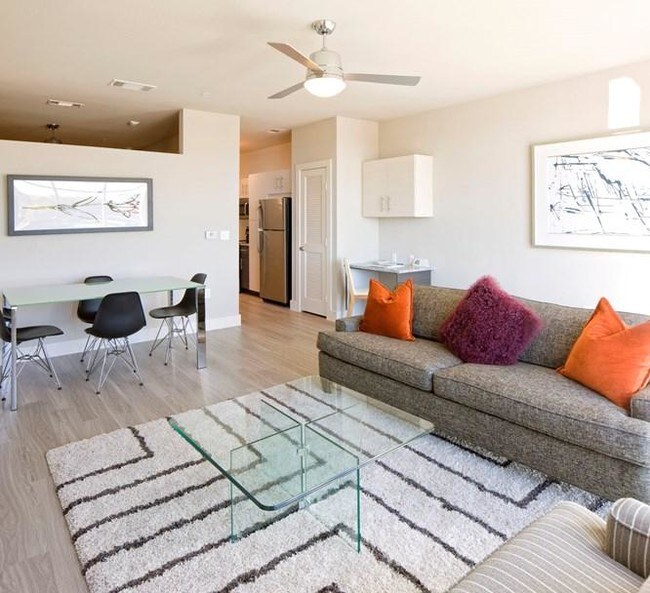Building Photo - 2 bedroom in Richardson TX 75081