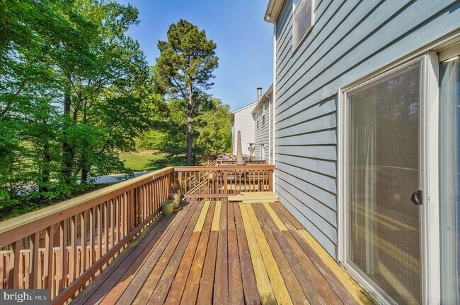 Building Photo - 7459 Aspenpark Rd