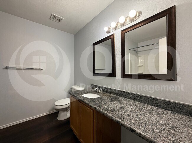Building Photo - 8956 Preakness Cir
