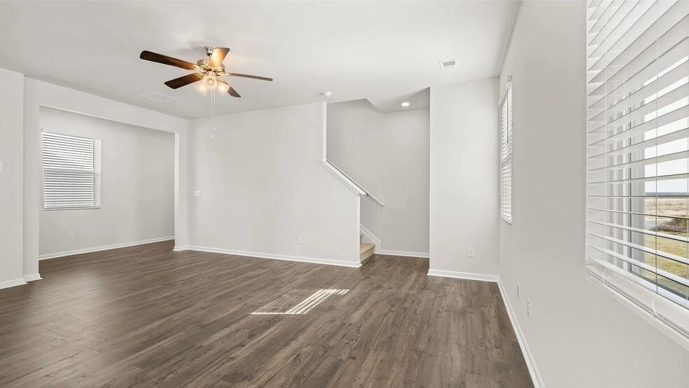 Building Photo - 3255 Colonel Ct