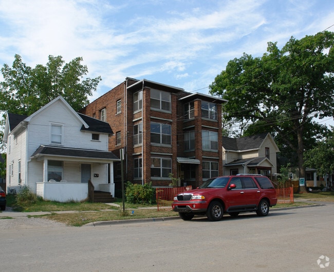 Primary Photo - Cole Apartments