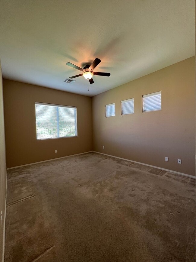 Building Photo - Two Bedroom + Office Patio Home in Granville