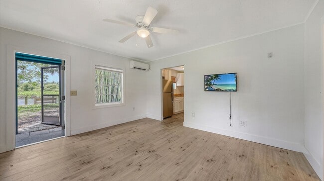 Building Photo - Completely Remodeled Home With Stunning Ri...