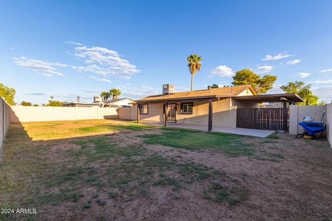 Building Photo - 1602 W Rockwood Dr