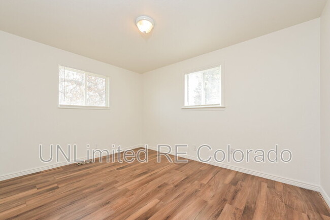 Building Photo - 5551 Tucson St