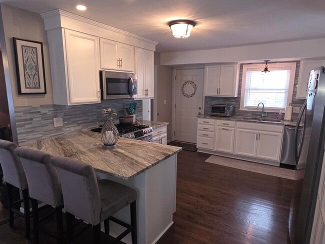 Building Photo - 7816 7th Ave