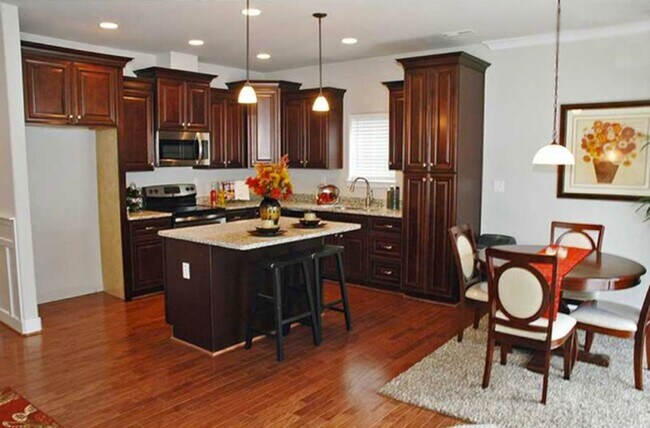 Building Photo - 241 Floridays Way