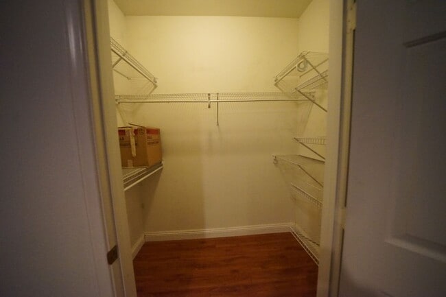 Building Photo - NO SHOWINGS until 5/1/2026