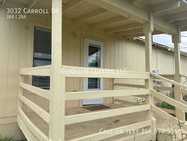 Building Photo - 3032 Carroll Dr