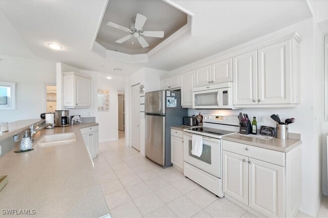 Building Photo - 14819 Laguna Dr