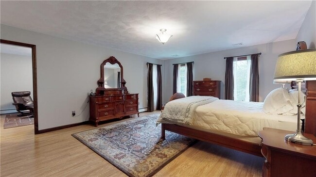 Building Photo - 48 St George Ct