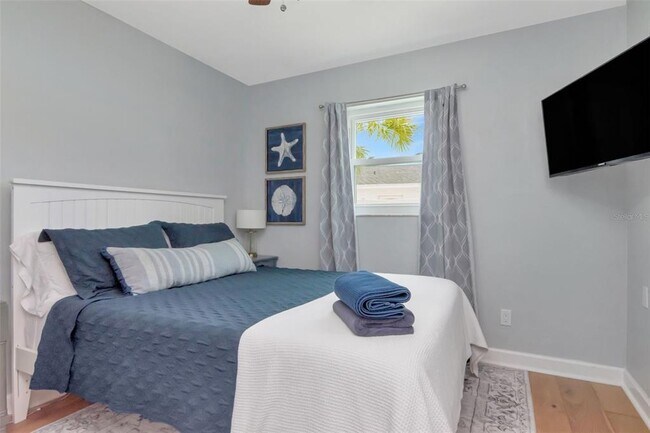 Building Photo - 4712 114th St N