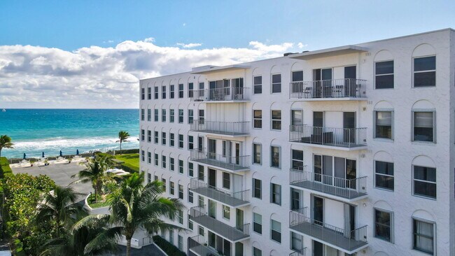 Building Photo - 3230 S Ocean Blvd