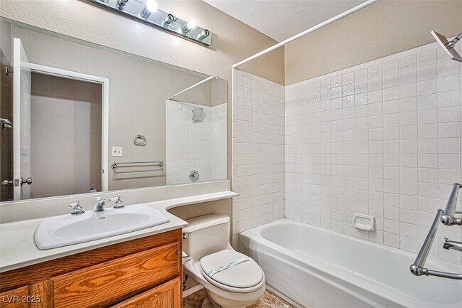 Building Photo - 6801 Midpark Cir