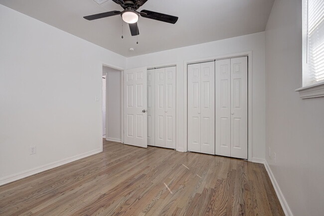 Building Photo - 1520 Brookdale Dr