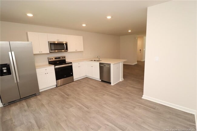 Building Photo - 8521 Beckett Chase Wy
