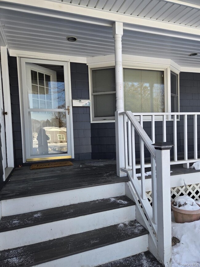 Building Photo - 6 Honey Ln W