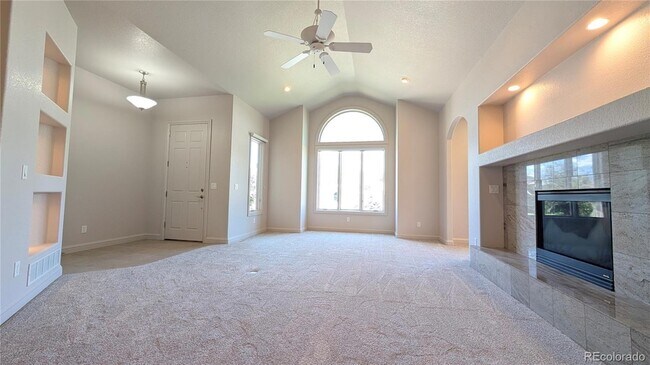 Building Photo - 2795 Stonewall Heights